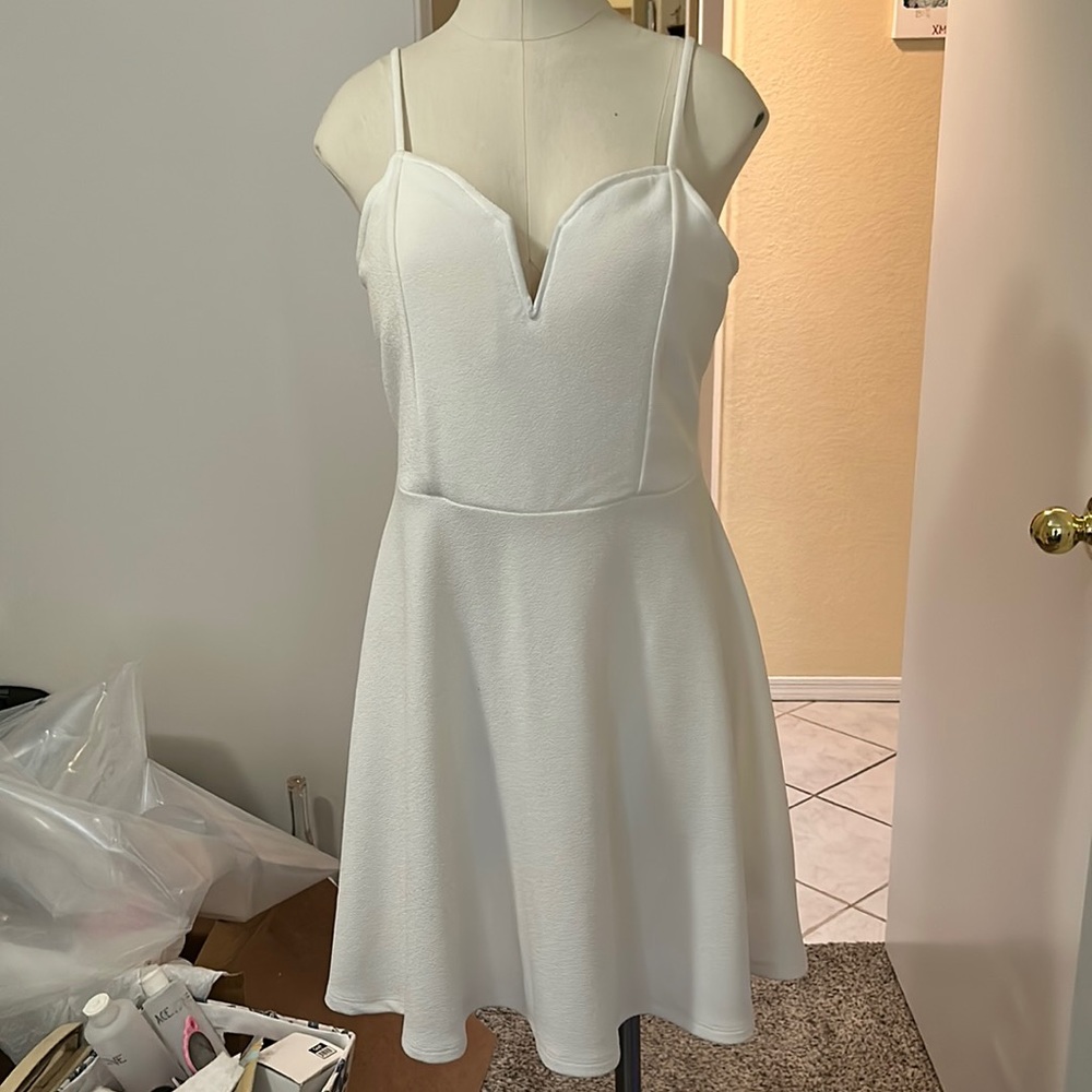 Almost Famous Large White Dress